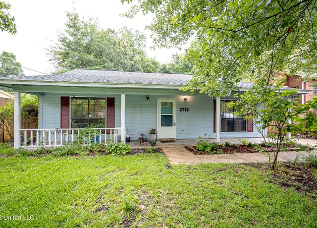 Property at 2713 N 6th St, Ocean Springs, MS 39564, 3 beds, 2 baths
