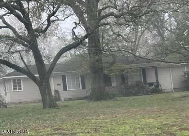 Property at 1601 Raymond Rd, Jackson, MS 39204, 3 beds, 1 bath