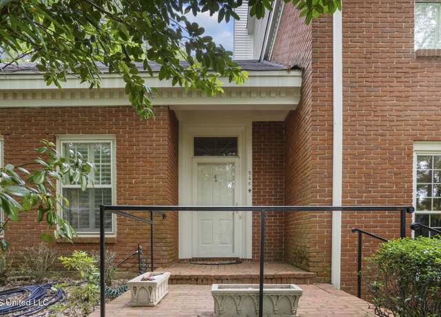 Property at 246 Eastbrooke St, Jackson, MS 39216, 2 beds, 2 baths