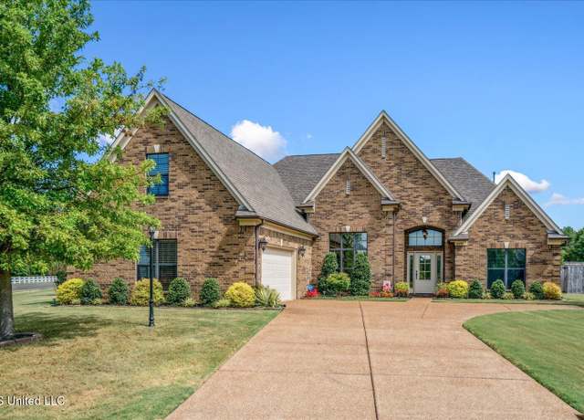 Property at 14276 Cantwell Dr, Olive Branch, MS 38654, 4 beds, 3 baths