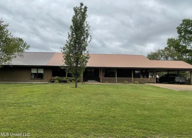 Property at 9767 Rosebank Mt Olive Rd, Lexington, MS 39095, 4 beds, 2 baths