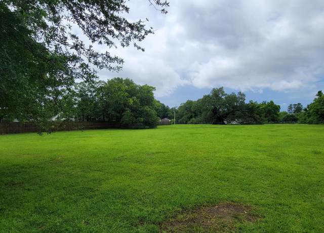 Property at 13028 Alta Vida Ct, Gulfport, MS 39503