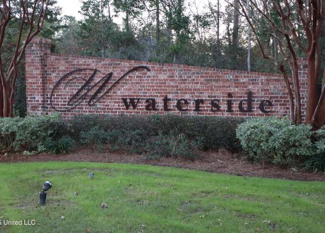 Property at 11009 Channelside Dr, Gulfport, MS 39503