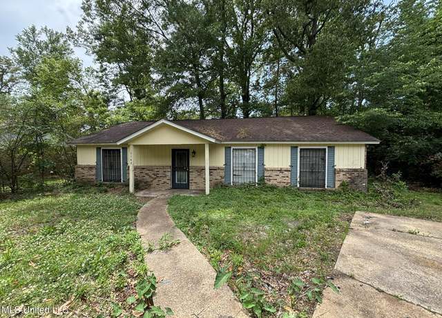 Property at 1143 Oak Glen Pl, Jackson, MS 39212, 3 beds, 2 baths