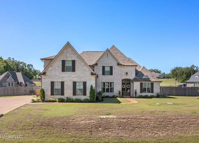 Property at 9931 Cypress Willow Cv, Olive Branch, MS 38654, 6 beds, 3.5 baths