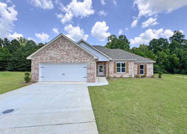 Property at 213 Dolly Ln, Magee, MS 39111, 4 beds, 2 baths