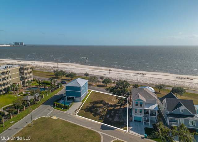 Property at 4713 W Beach Blvd, Gulfport, MS 39501