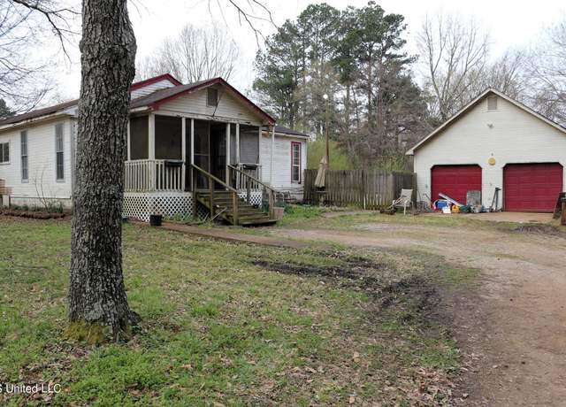 Property at 231 Holiday Dr, Byhalia, MS 38611, 2 beds, 2 baths