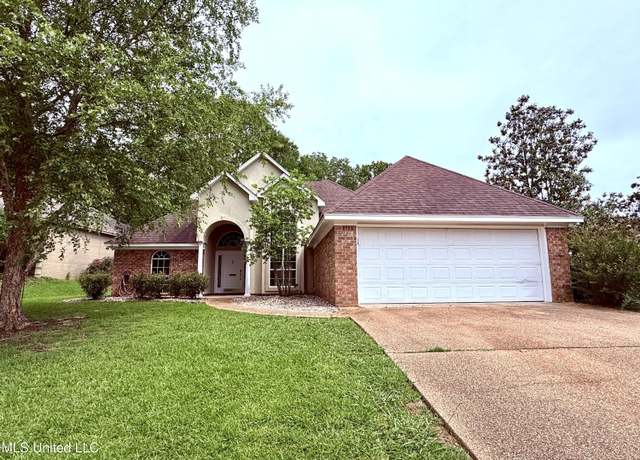 Property at 265 Greensview Dr, Brandon, MS 39047, 3 beds, 2 baths