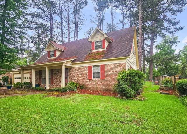Property at 1357 Canterbury Ln, Jackson, MS 39212, 4 beds, 2 baths