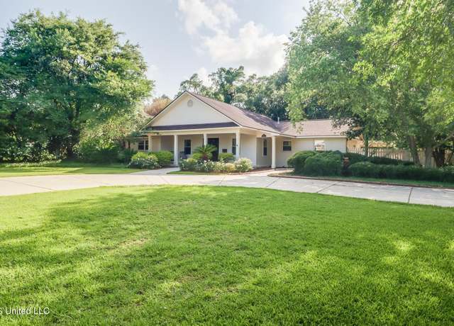 Property at 4117 Franklin Ave, Gulfport, MS 39507, 5 beds, 3 baths