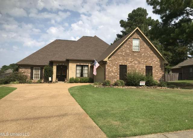 Property at 103 Elm Ct, Madison, MS 39110, 4 beds, 3.5 baths