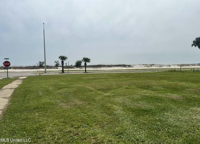 Property at 1602 Beach Blvd, Biloxi, MS 39531