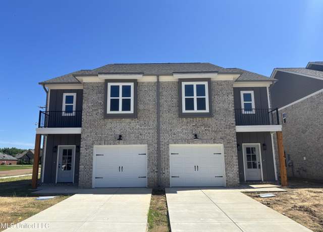 Property at 4361 W Ravenwood Park, Horn Lake, MS 38637, 3 beds, 2.5 baths