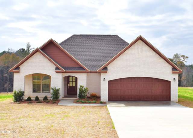 Property at 110 Tacoma Dr, Lucedale, MS 39452, 3 beds, 2 baths