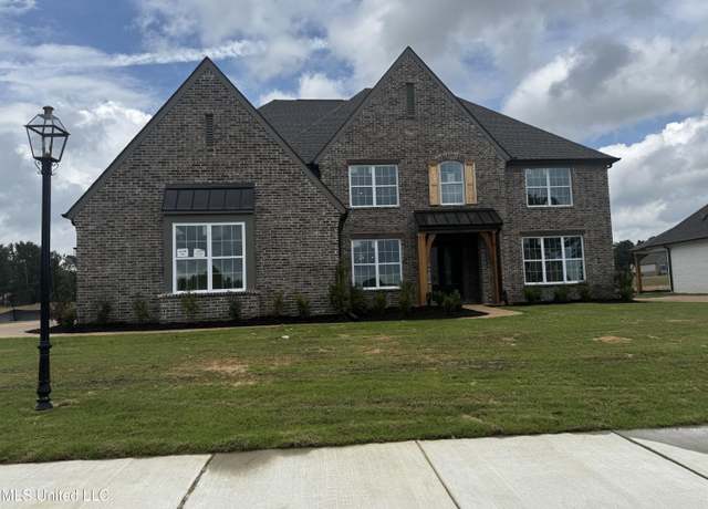 Property at 13656 River Grove Ln, Olive Branch, MS 38654, 4 beds, 4.5 baths