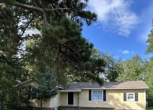 Property at 230 Jeffries Dr, Pearl, MS 39208, 4 beds, 2 baths