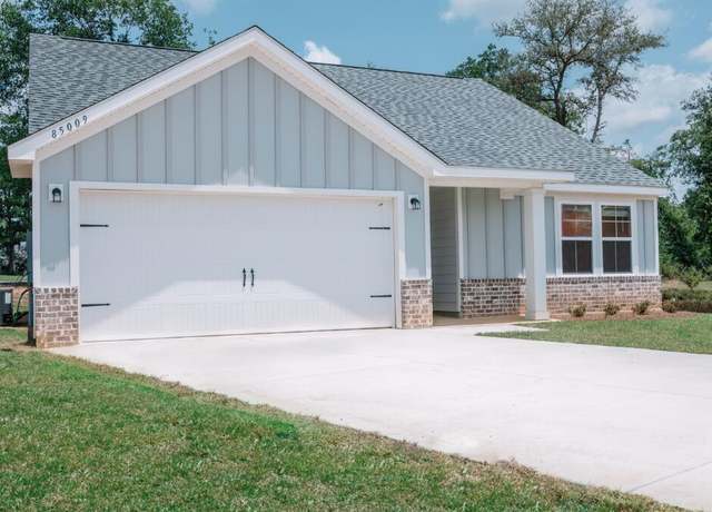 Property at 9724 W Oaklawn Rd, Biloxi, MS 39532, 3 beds, 2 baths