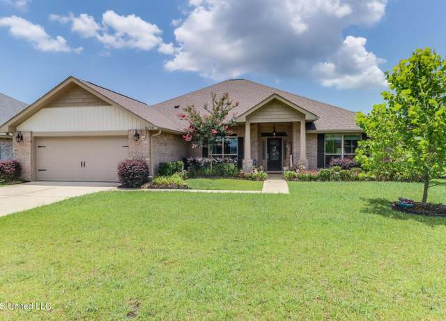 Property at 6225 Emerald Lake Dr, Biloxi, MS 39532, 4 beds, 3 baths