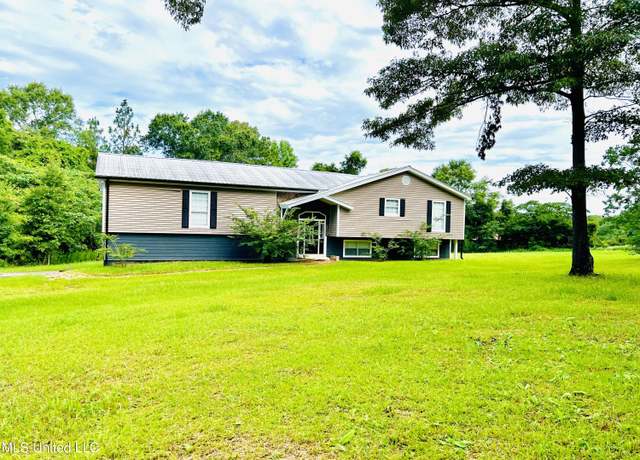 Property at 145 Quail Run Rd, Lucedale, MS 39452, 4 beds, 2.5 baths