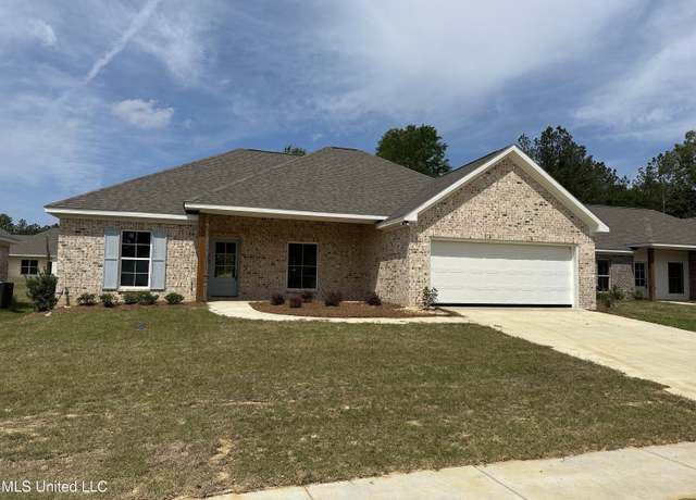 Property at 972 Riverside Ln, Pearl, MS 39208, 3 beds, 2 baths