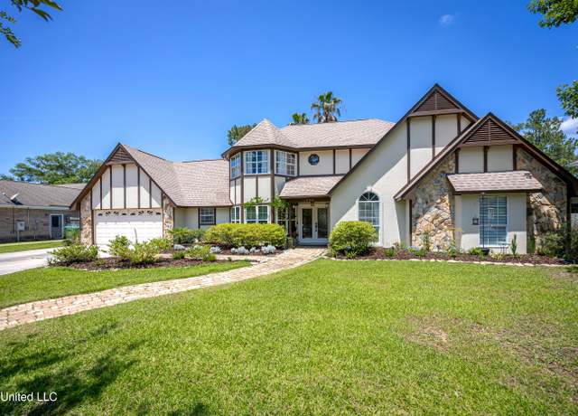 Property at 3909 Cabildo Pl, Ocean Springs, MS 39564, 4 beds, 3.5 baths