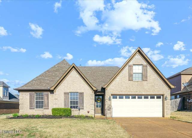 Property at 5503 Sugarberry Ln, Southaven, MS 38672, 4 beds, 2 baths
