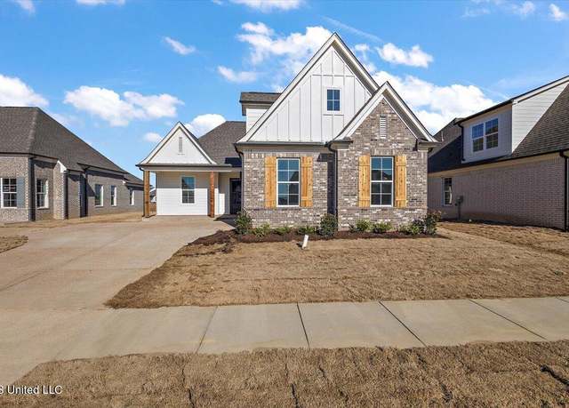 Property at 738 Coahoma Ct, Nesbit, MS 38651, 4 beds, 2 baths