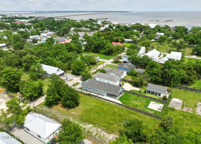 Property at 218 Citizen St, Bay Saint Louis, MS 39520
