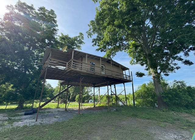 Property at 340 Minorca Rd, Vidalia, LA 71373, 2 beds, 1 bath