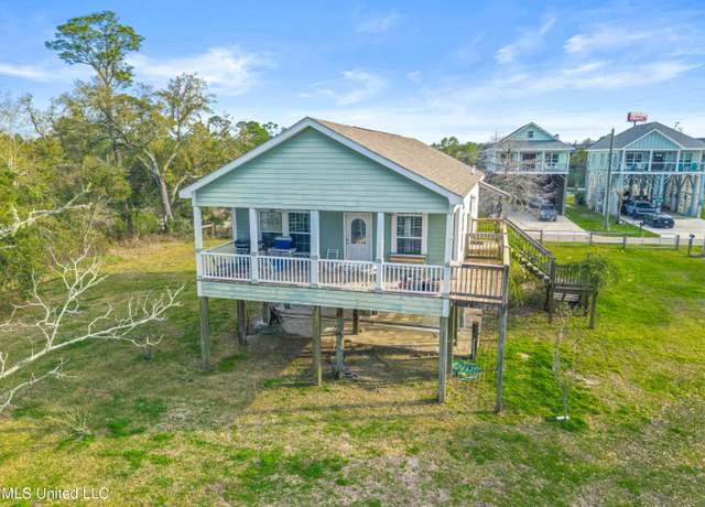 Property at 600 5th St, Pass Christian, MS 39571, 3 beds, 2 baths