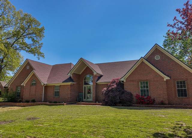 Property at 4109 Roman Forest Dr, Olive Branch, MS 38654, 4 beds, 3 baths