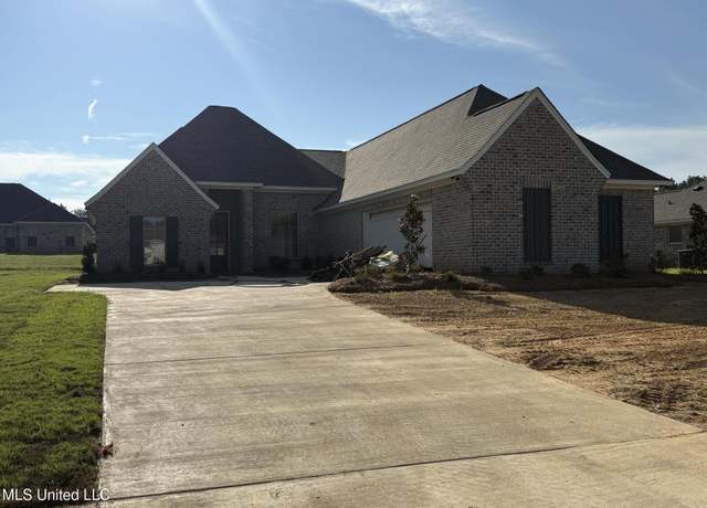 Property at 229 Jasmine Cove Cir, Brandon, MS 39042, 4 beds, 2 baths
