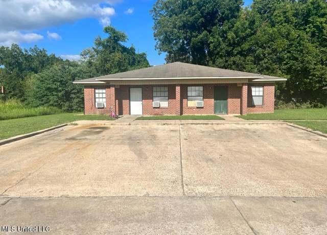 Property at 412 E Hays St, Hollandale, MS 38748, 42 beds, 28 baths