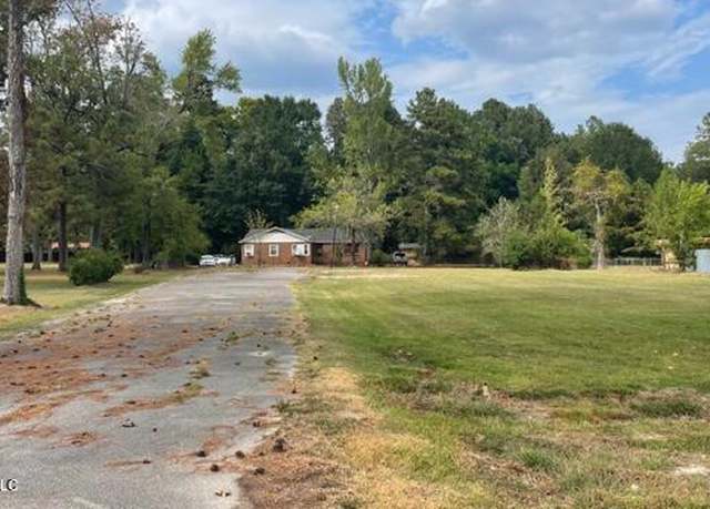 Photo of 1505 E Third St, Forest, MS 39074