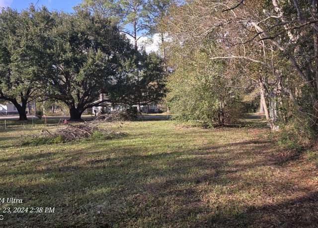 Property at 1609 Hastings Rd, Gautier, MS 39553