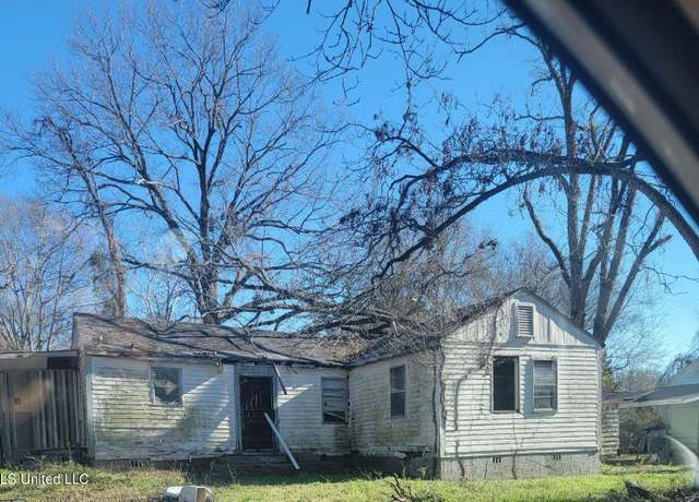 Property at 134 S Alabama Ave, Jackson, MS 39209, 2 beds, 1 bath