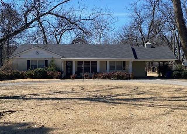 Property at 859 Friars Point Rd, Clarksdale, MS 38614, 3 beds, 2 baths
