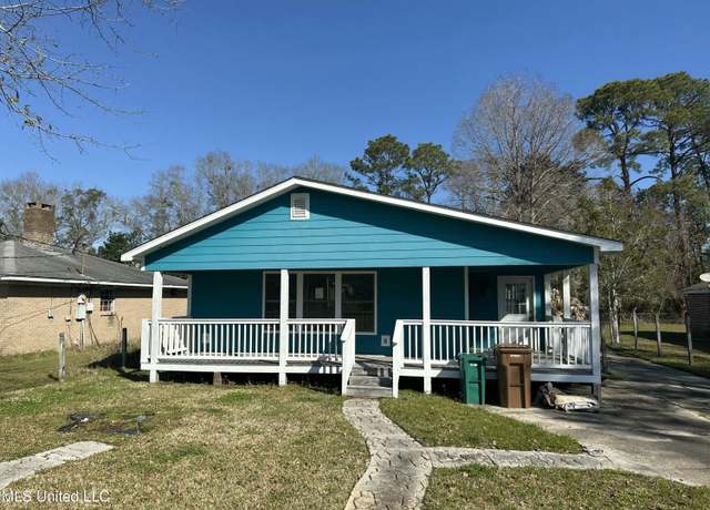 Property at 200 La Rosa Rd, Long Beach, MS 39560, 5 beds, 3 baths