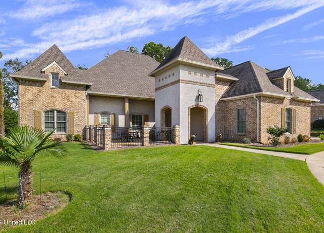 Property at 213 Ironwood Plantation Blvd, Madison, MS 39110, 5 beds, 4.5 baths