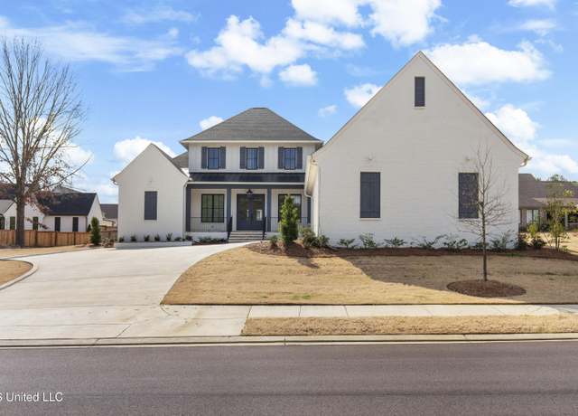 Property at 111 Eastwick Dr, Madison, MS 39110, 4 beds, 4.5 baths
