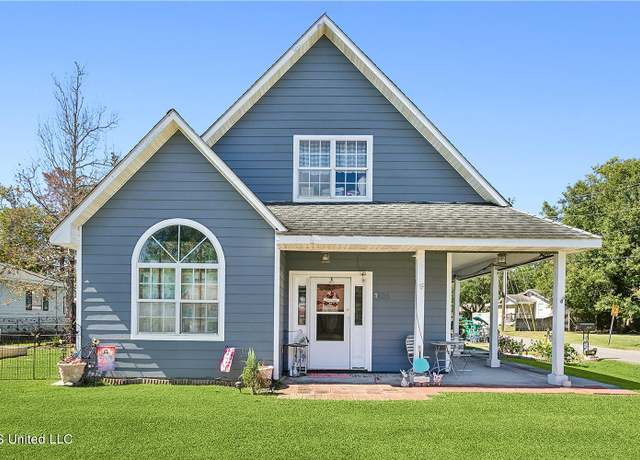 Property at 1435 Margie St, Waveland, MS 39576, 3 beds, 2 baths