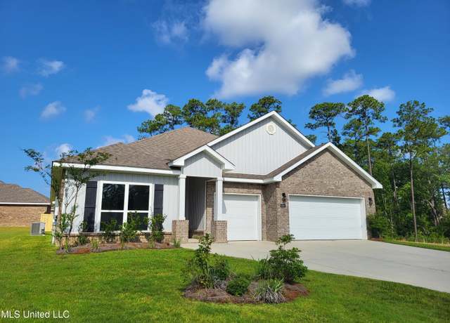 Property at 6893 Osprey Dr, Ocean Springs, MS 39564, 4 beds, 3.5 baths