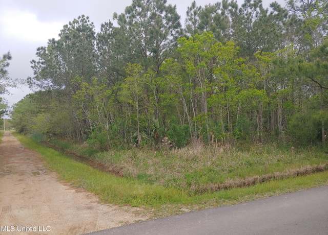 Property at 23rd Ave, Bay Saint Louis, MS 39520