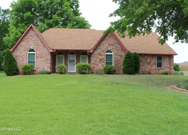 Property at 7643 Broken Hickory Dr, Walls, MS 38680, 3 beds, 2 baths