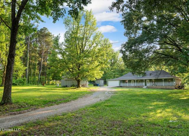 Property at 2015 Bubba Taylor Rd, Byhalia, MS 38611, 4 beds, 3.5 baths