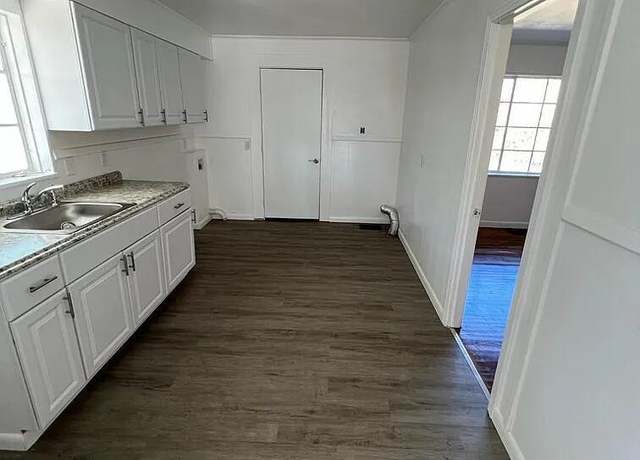 Property at 4570 Ritchey Dr, Jackson, MS 39209, 3 beds, 1 bath