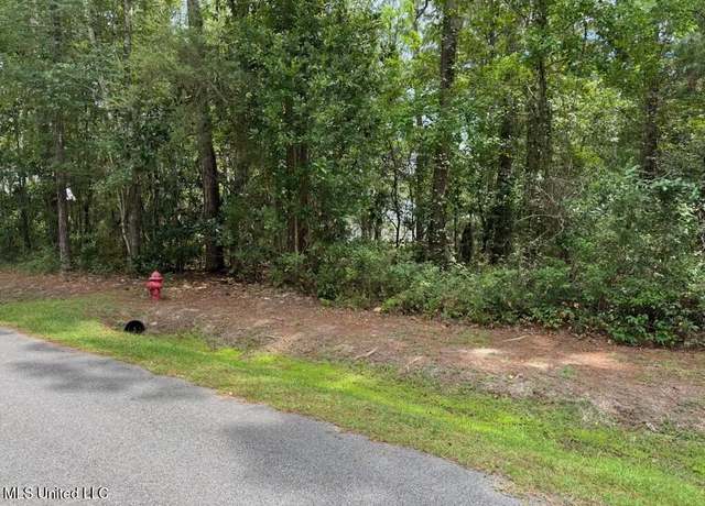 Property at 1 Tunica St, Bay Saint Louis, MS 39520