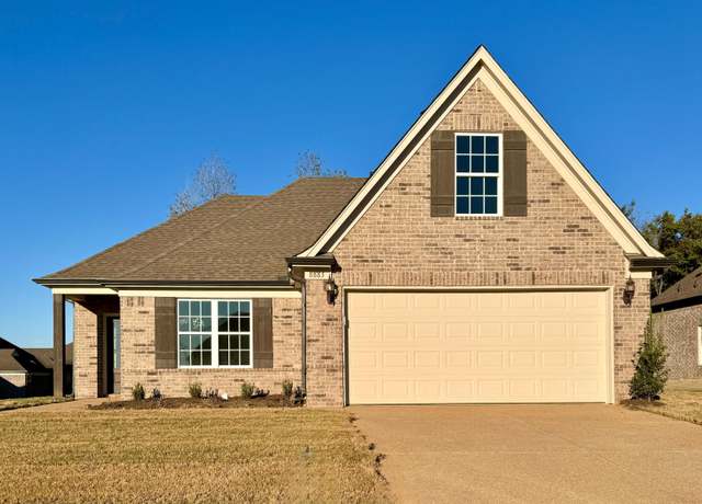 Property at 2301 Franklin Dr, Southaven, MS 38672, 4 beds, 2.5 baths