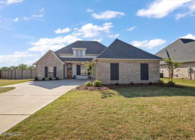 Property at 1128 Old Court Xing, Flowood, MS 39232, 4 beds, 2.5 baths